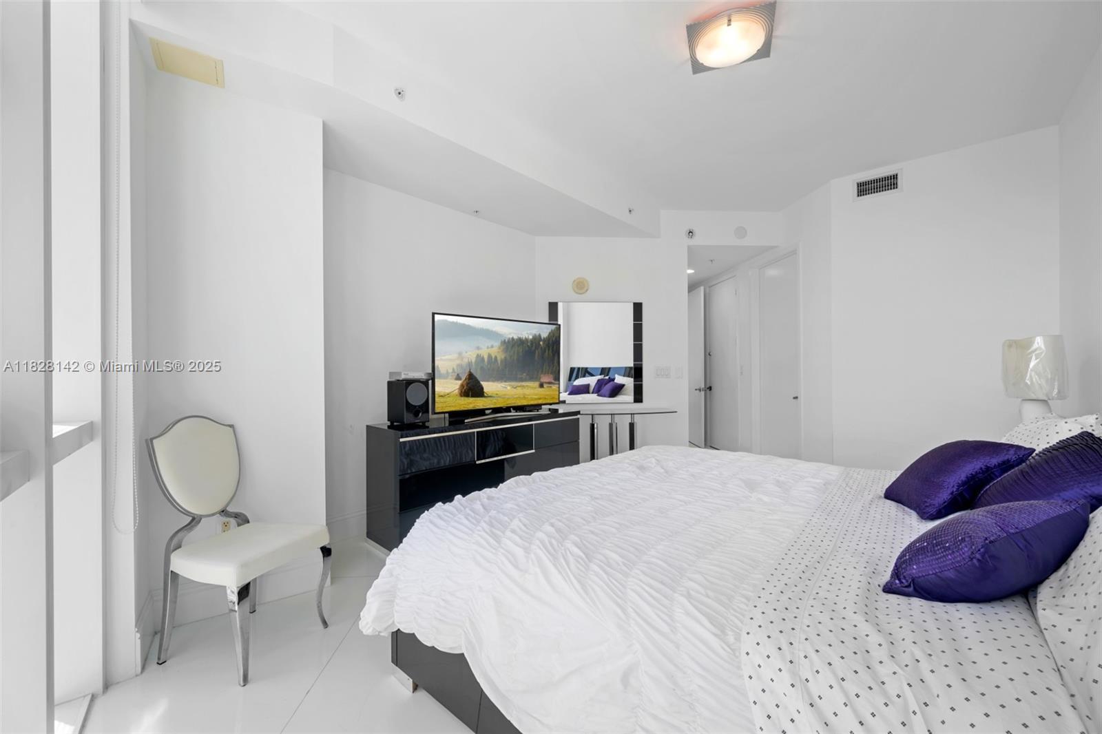 TRUMP ROYALE CONDO - Residential