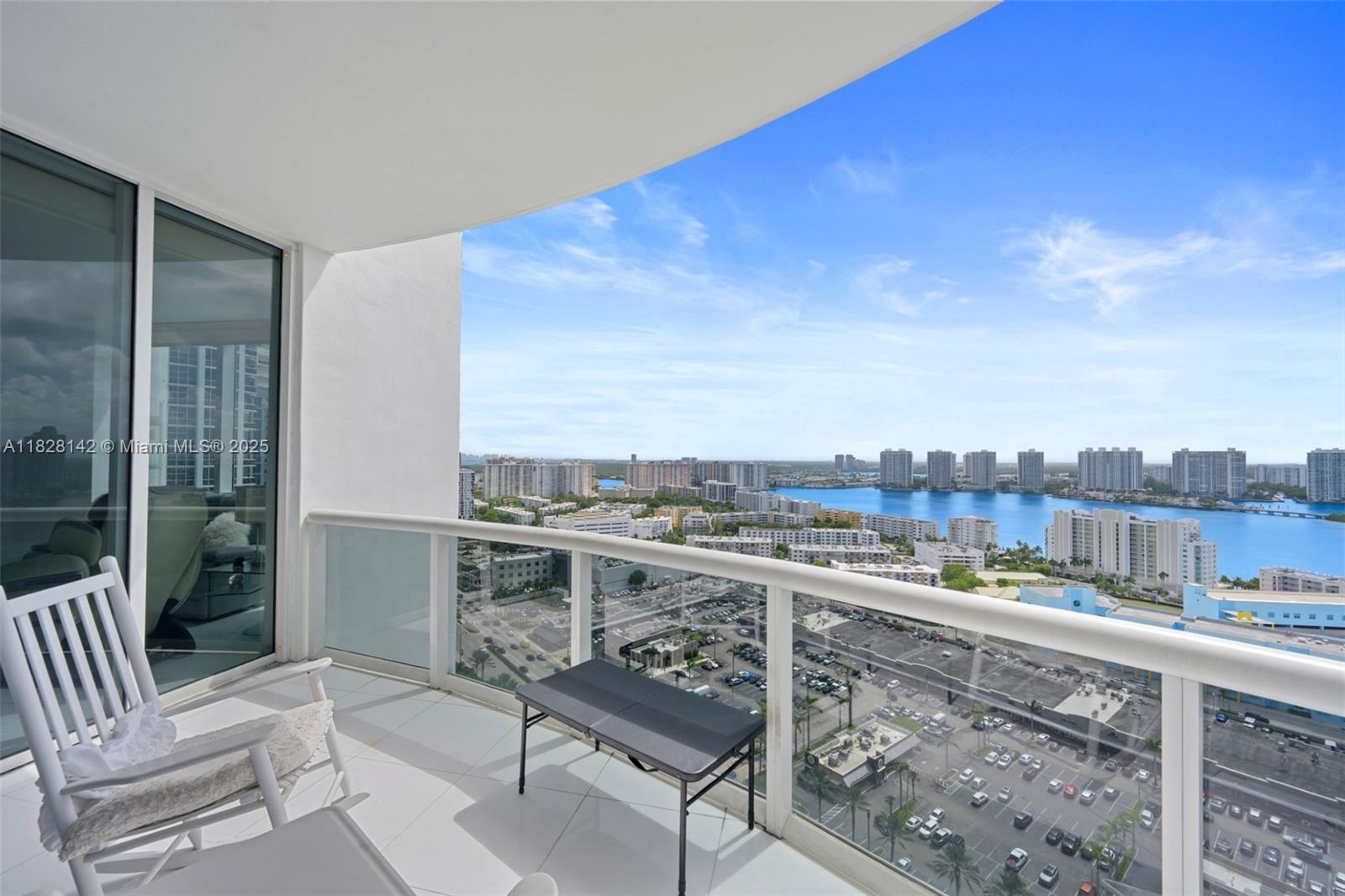 18201 Collins Ave 3501A, Sunny Isles Beach, FL, 33160/$1,400,000 1 18201 Collins Ave 3501A