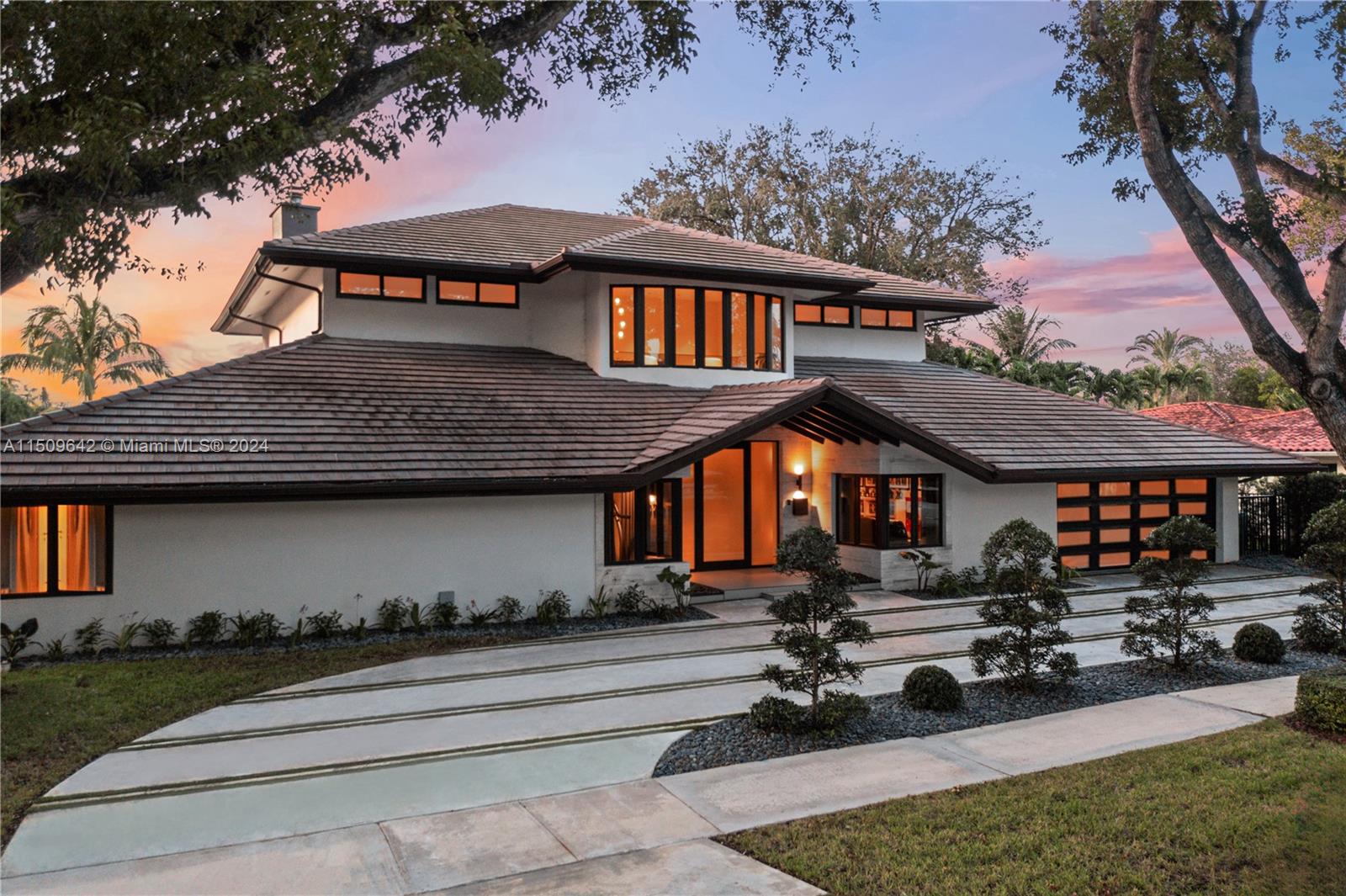 MIAMI LAKES - LOCH LOMOND - Residential