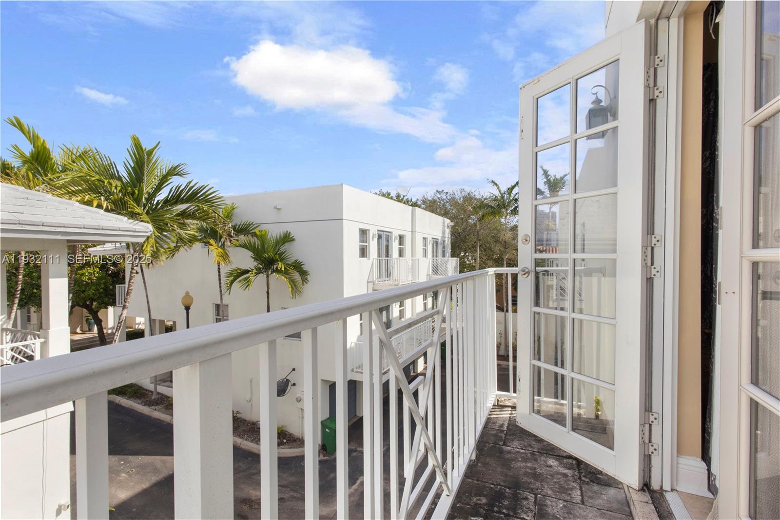 ROADS END VILLAGE CONDO - Residential