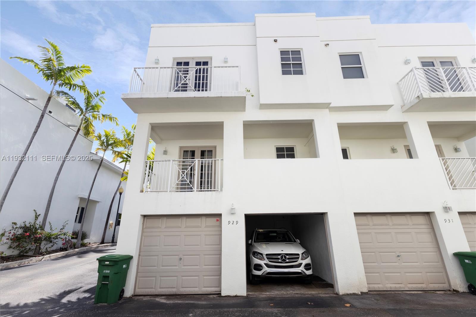 ROADS END VILLAGE CONDO - Residential