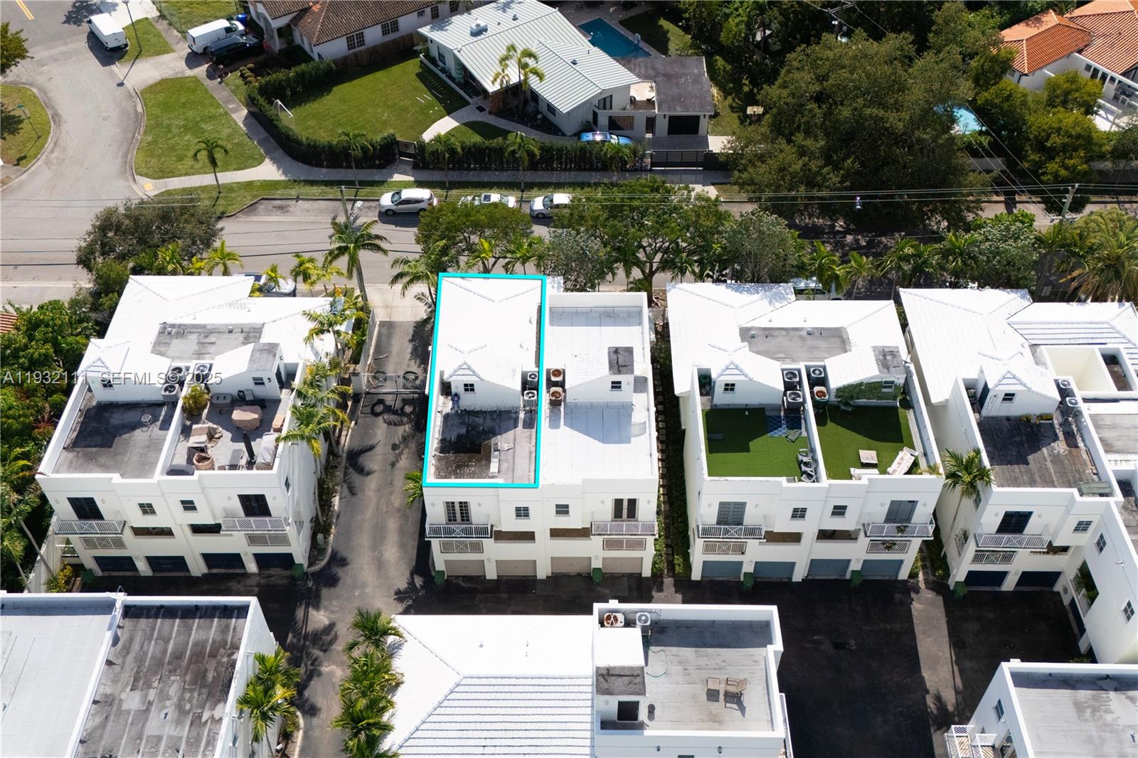 ROADS END VILLAGE CONDO - Residential