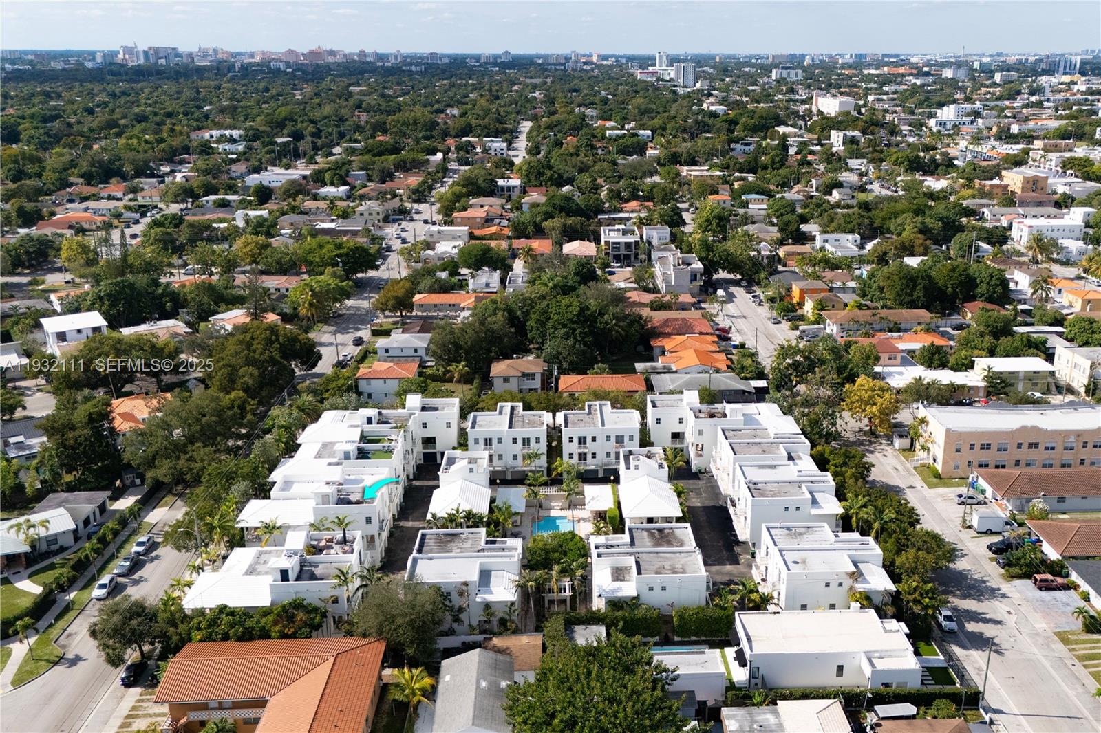 ROADS END VILLAGE CONDO - Residential