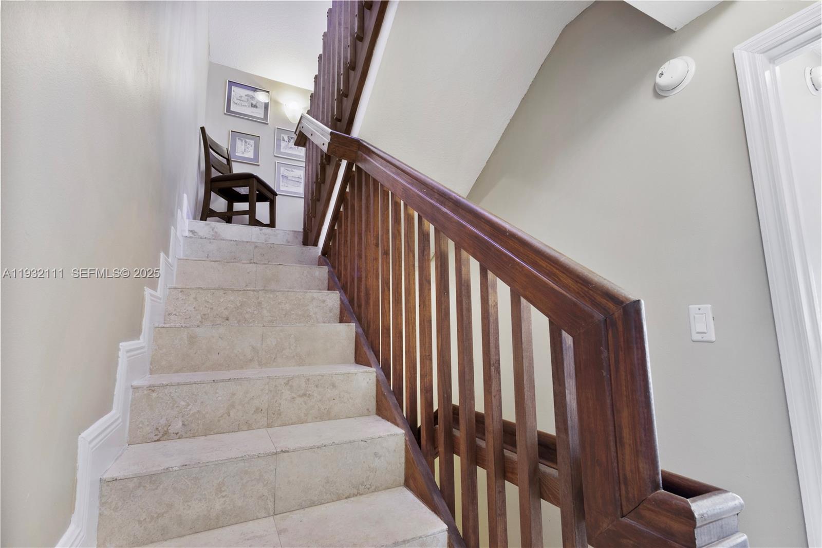 ROADS END VILLAGE CONDO - Residential