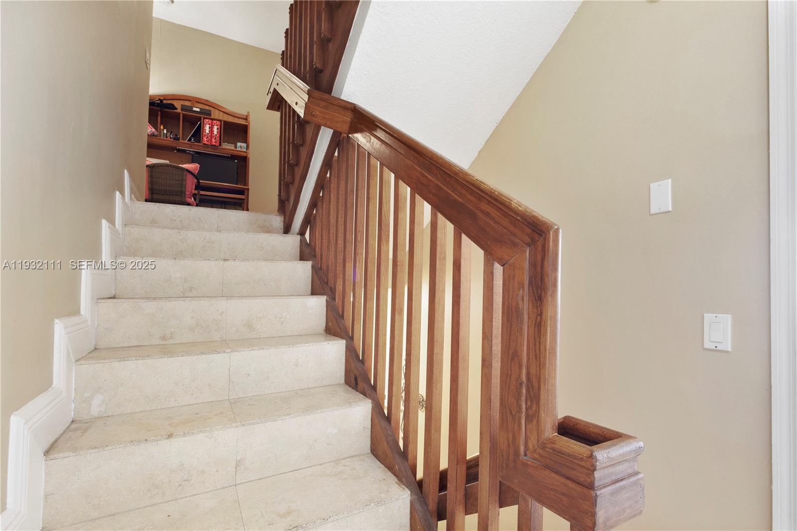 ROADS END VILLAGE CONDO - Residential