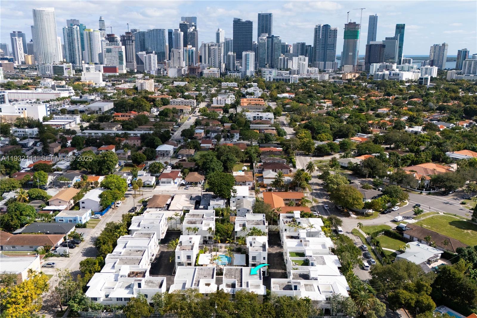 ROADS END VILLAGE CONDO - Residential