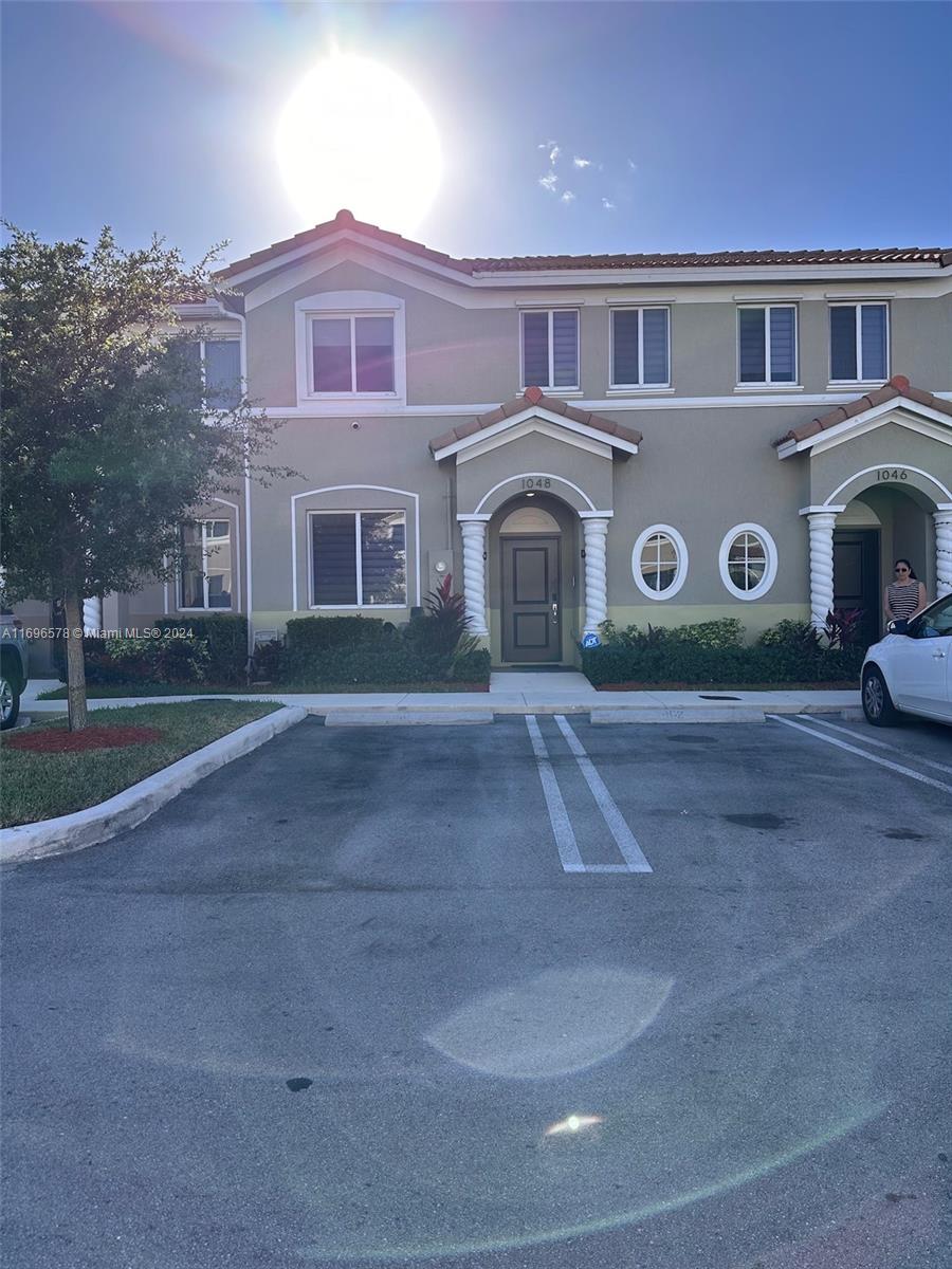 Property for Sale at 1048 Se 24th Ave 1048, Homestead, Miami-Dade County, Florida - Bedrooms: 4 
Bathrooms: 3  - $399,000