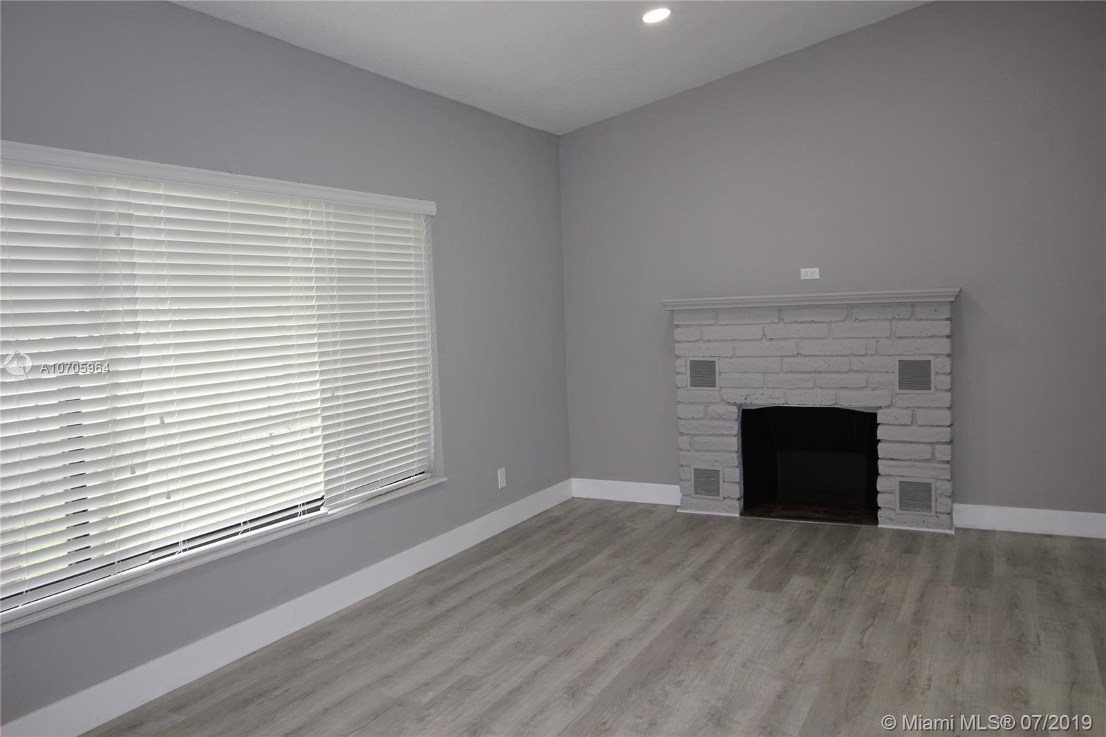 MAYSLAND - Residential