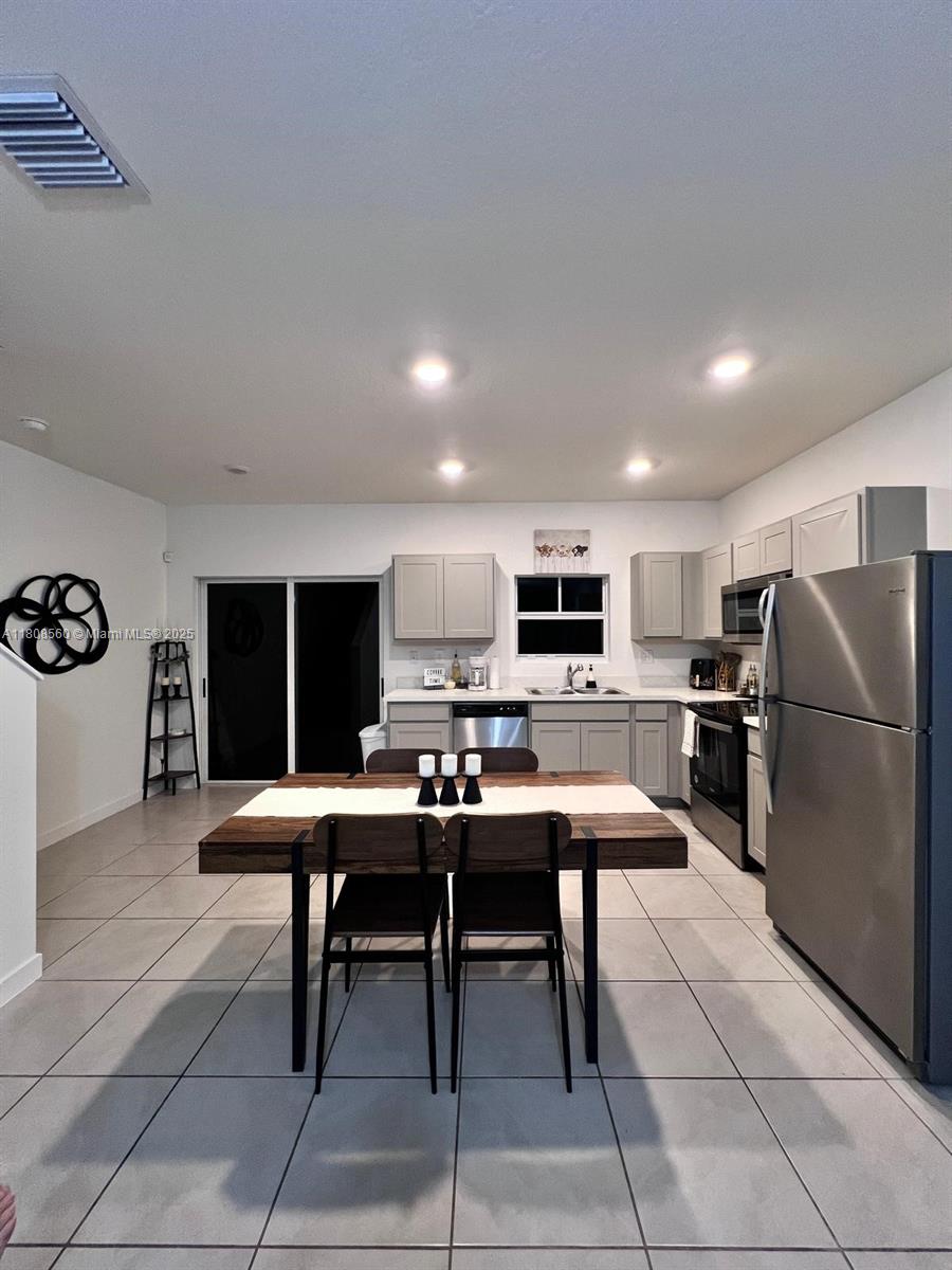 MIAMI LAND AND DEVELOPMEN - Residential