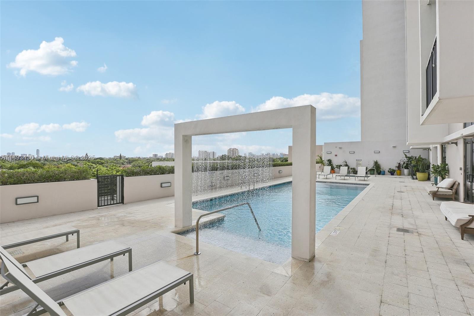 ENGLEWOOD - Residential Lease