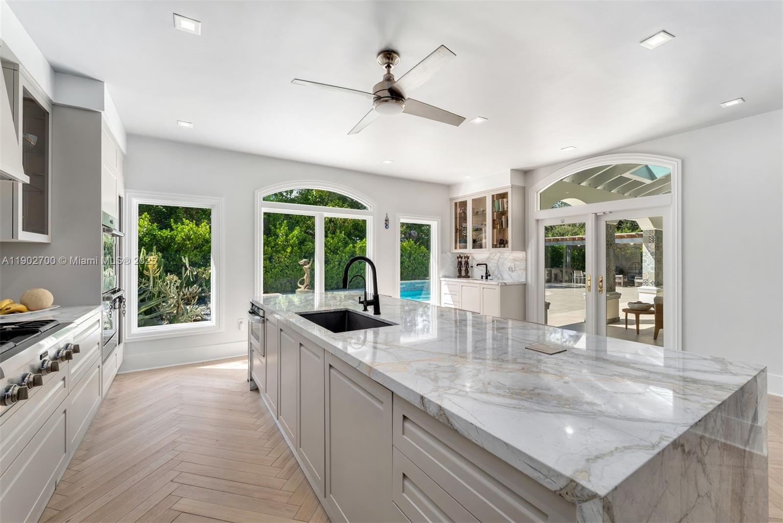 THE PALM ESTATES - Residential