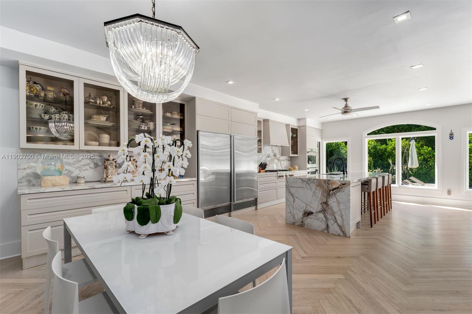 THE PALM ESTATES - Residential