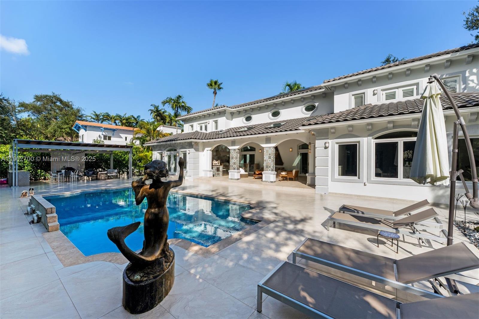 THE PALM ESTATES - Residential