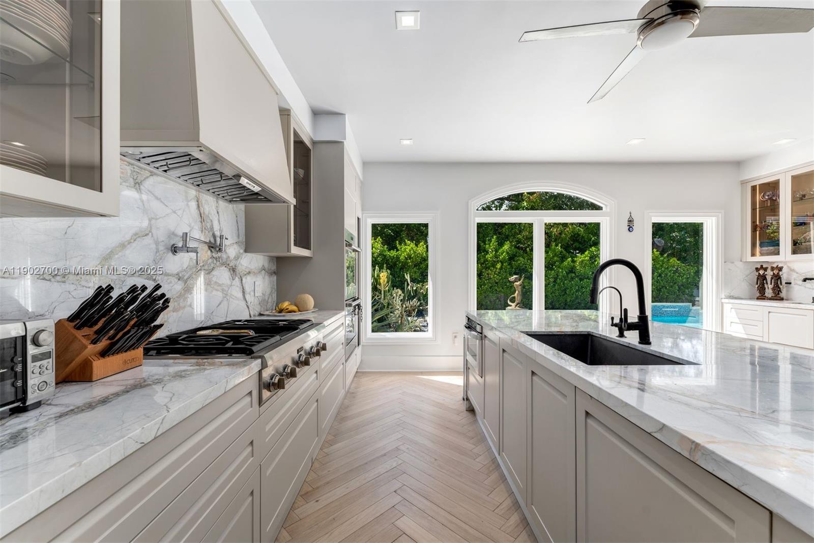 THE PALM ESTATES - Residential