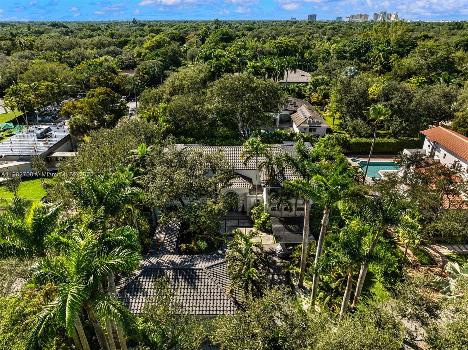 THE PALM ESTATES - Residential