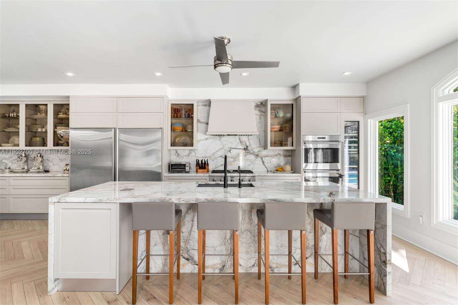 THE PALM ESTATES - Residential