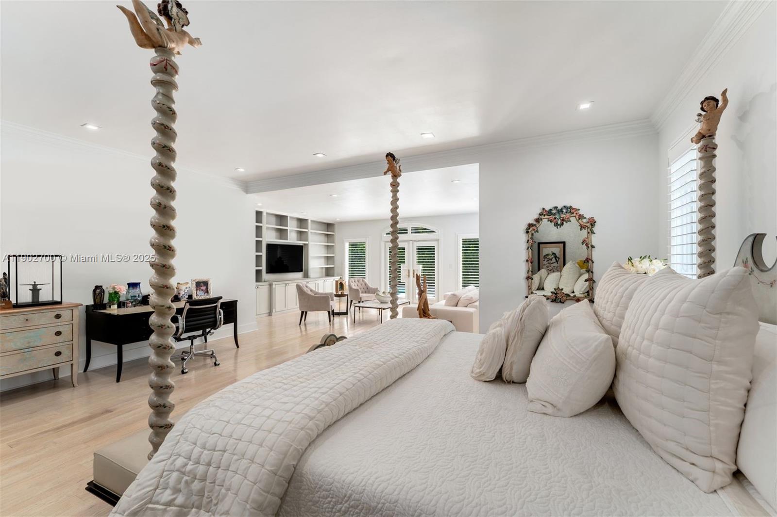 THE PALM ESTATES - Residential