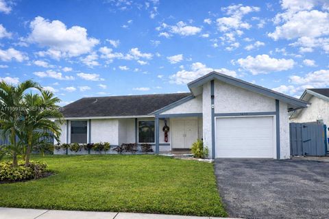 1411 SW 82nd Ave North Lauderdale FL 33068