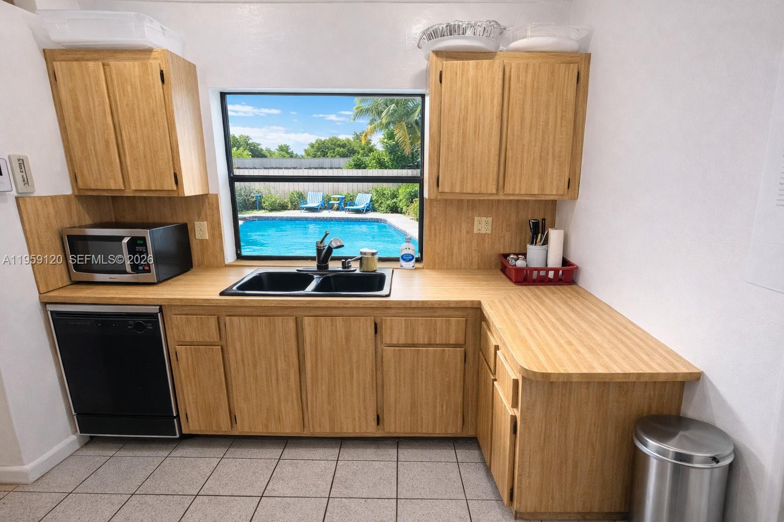 NORTH LAUDERDALE LANDINGS - Residential