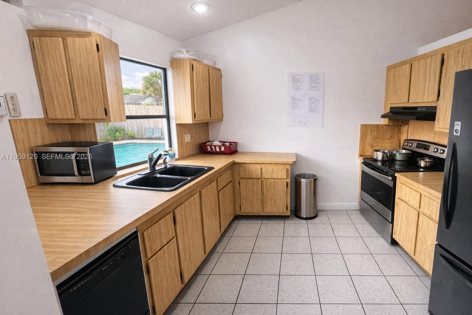 NORTH LAUDERDALE LANDINGS - Residential