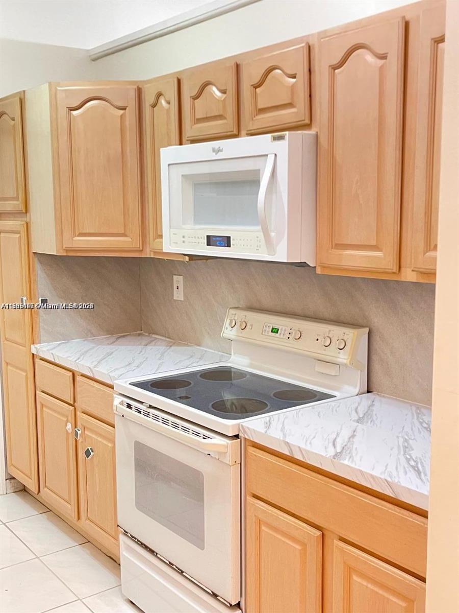 HARRIEL ESTATES - Residential Lease