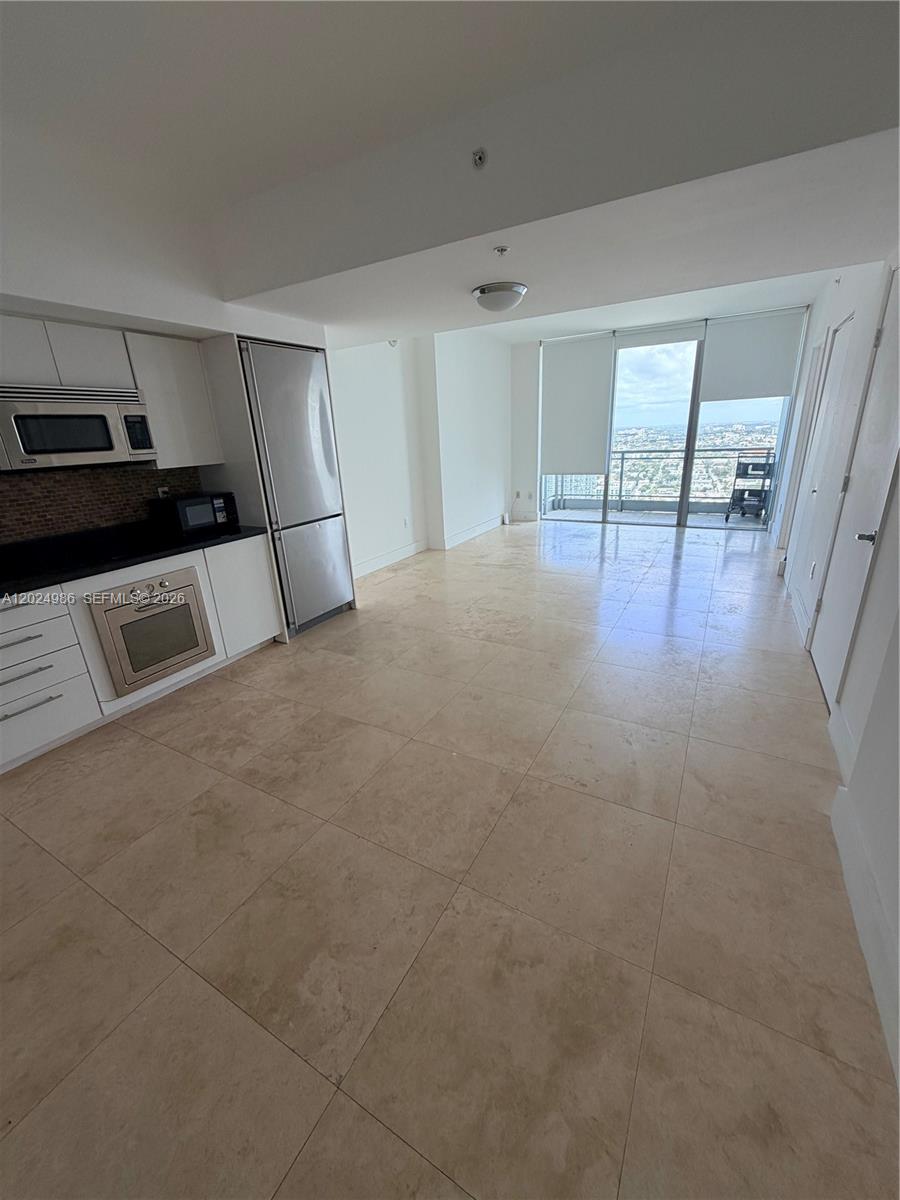 92 SW 3rd St 3909