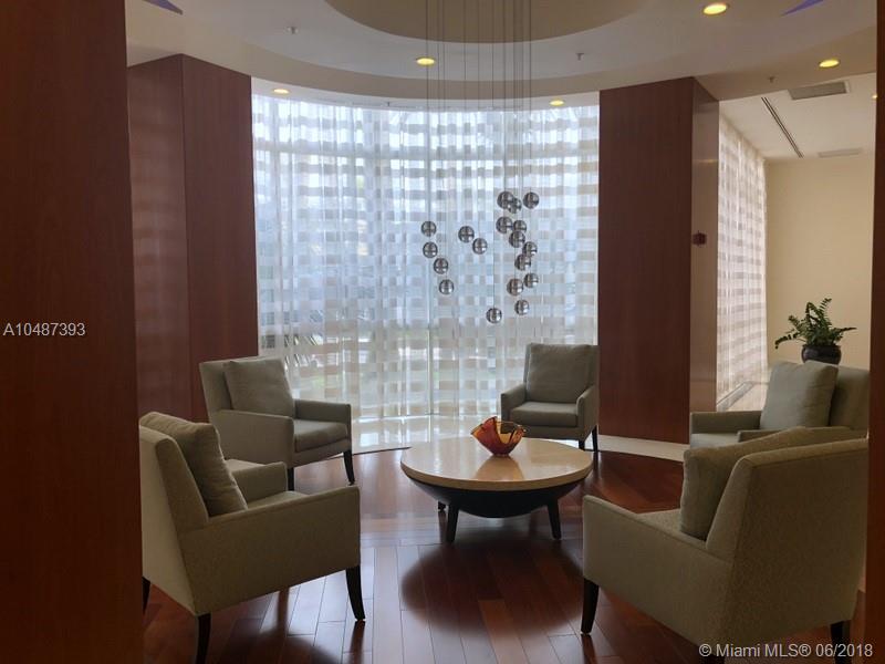 LA GORCE PALACE CONDO - Residential Lease