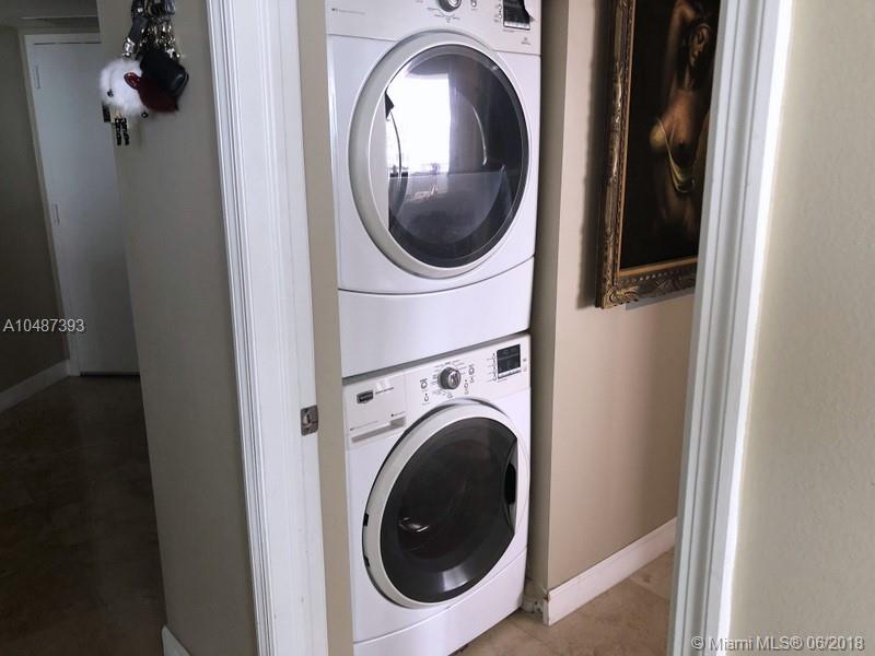 LA GORCE PALACE CONDO - Residential Lease