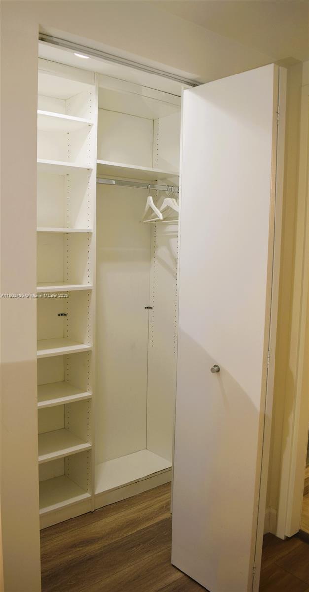 BRICKELLHOUSE CONDO - Residential