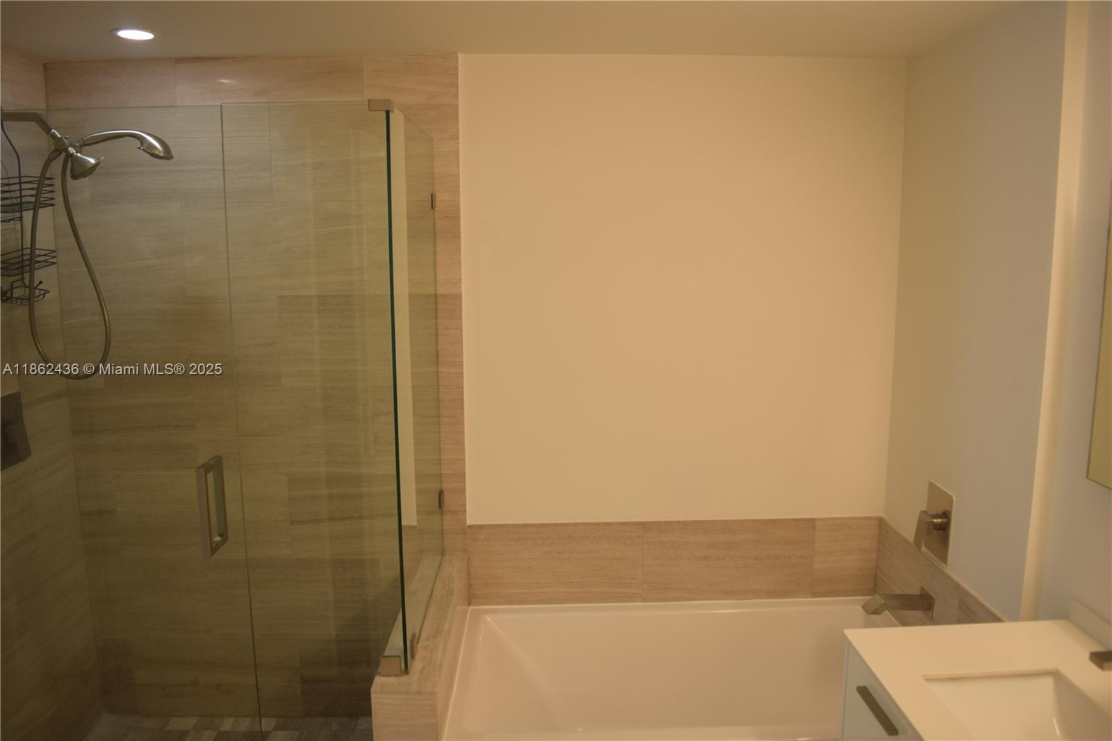 BRICKELLHOUSE CONDO - Residential