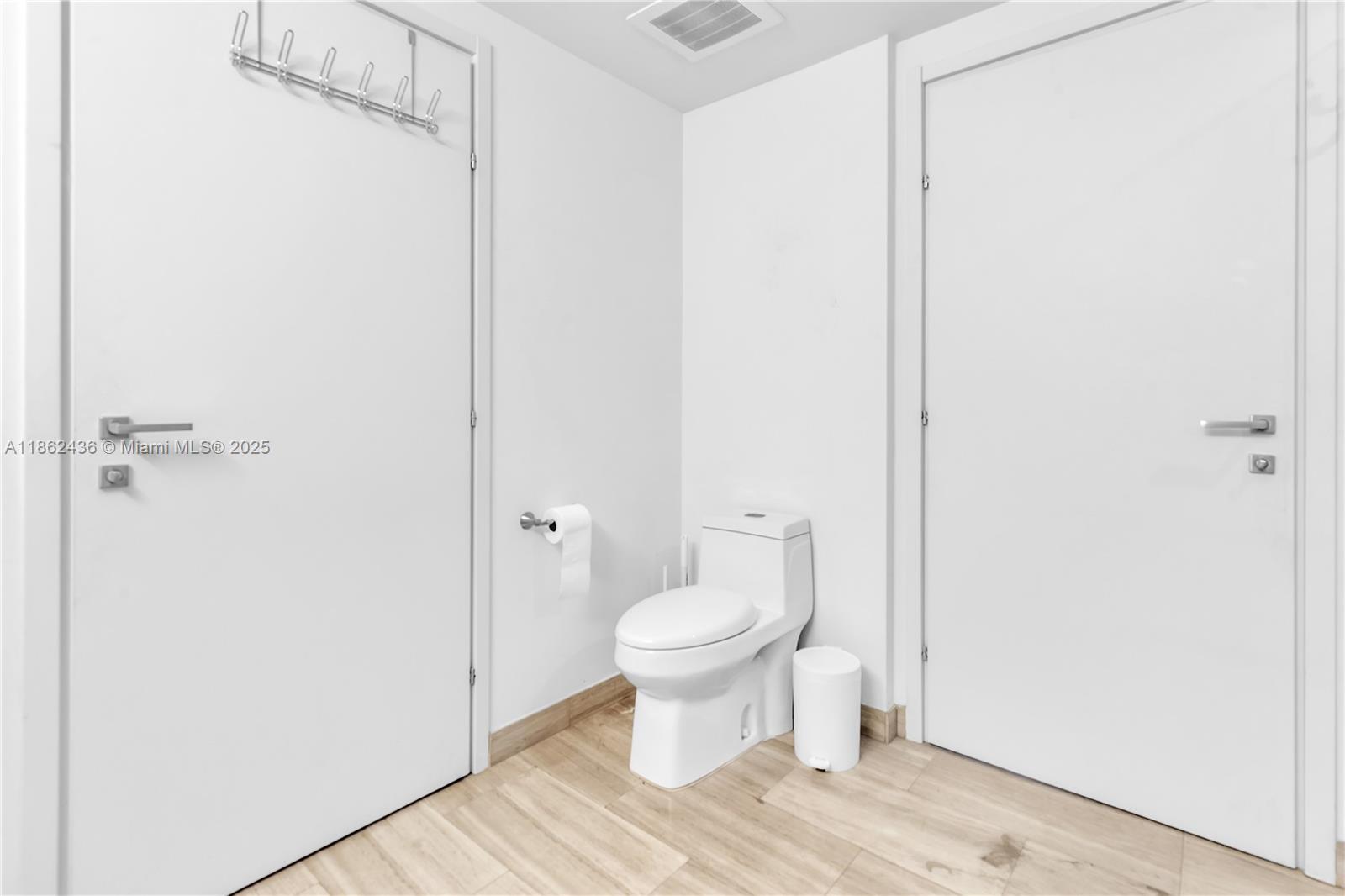 BRICKELLHOUSE CONDO - Residential