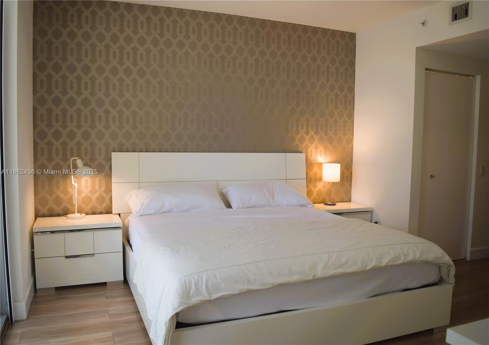 BRICKELLHOUSE CONDO - Residential