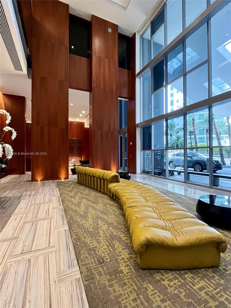 BRICKELLHOUSE CONDO - Residential