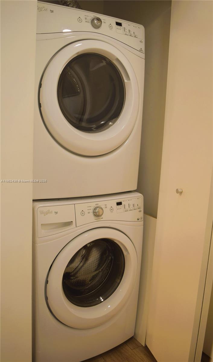 BRICKELLHOUSE CONDO - Residential