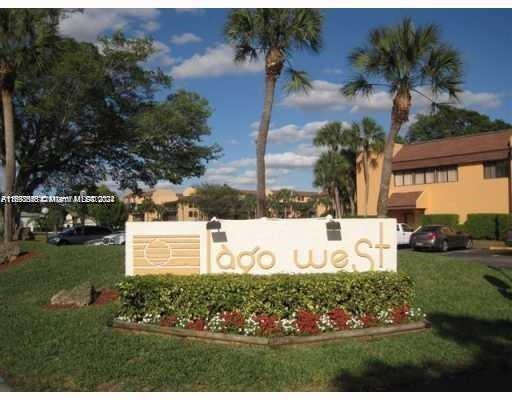 Rental Property at 430 Commodore Dr 205, Plantation, Miami-Dade County, Florida - Bedrooms: 1 
Bathrooms: 1  - $1,800 MO.