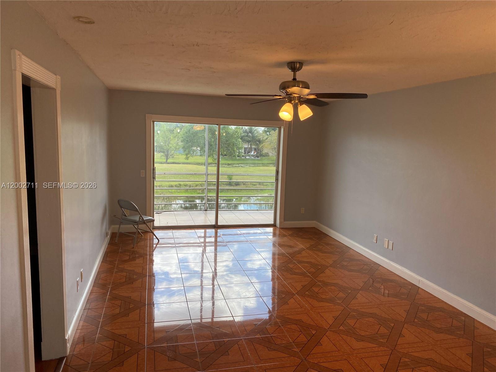 ARROWHEAD CONDO NO III - Residential Lease