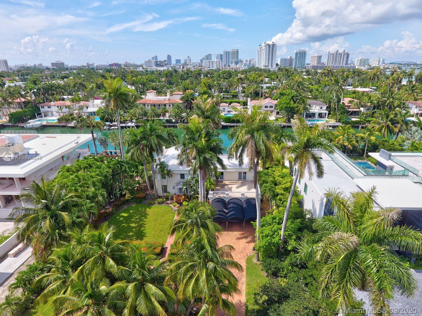 SUNSET ISLANDS-ISLAND NO - Residential