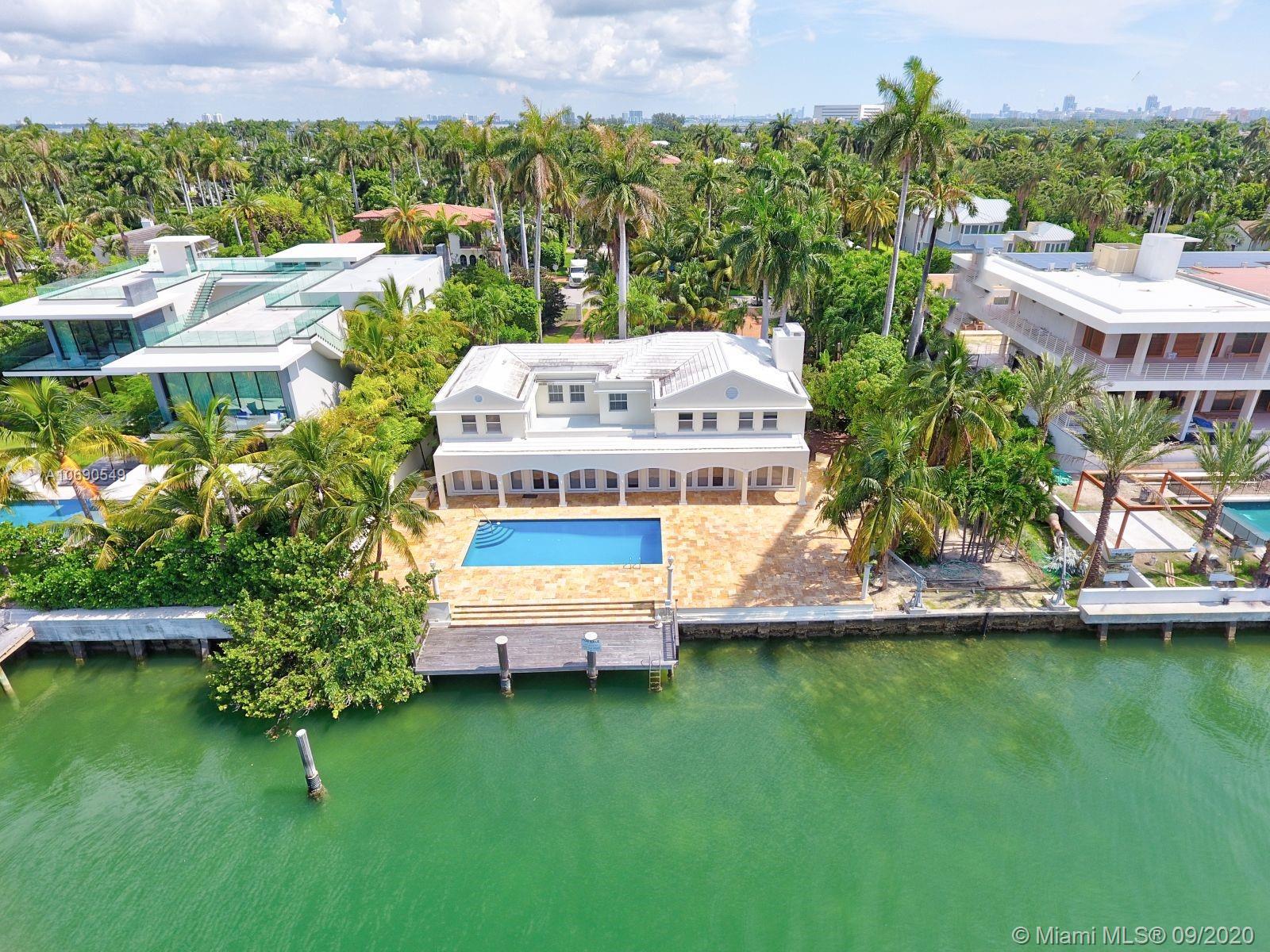 SUNSET ISLANDS-ISLAND NO - Residential