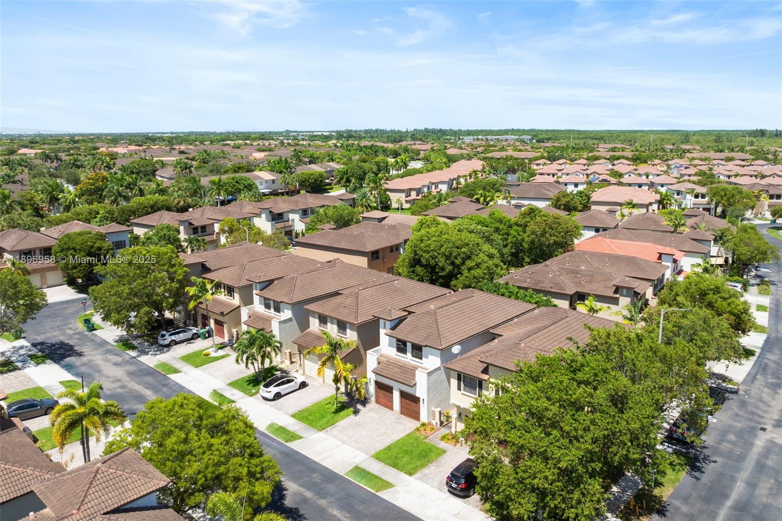 TRELLIS AT BAYSHORE - Residential