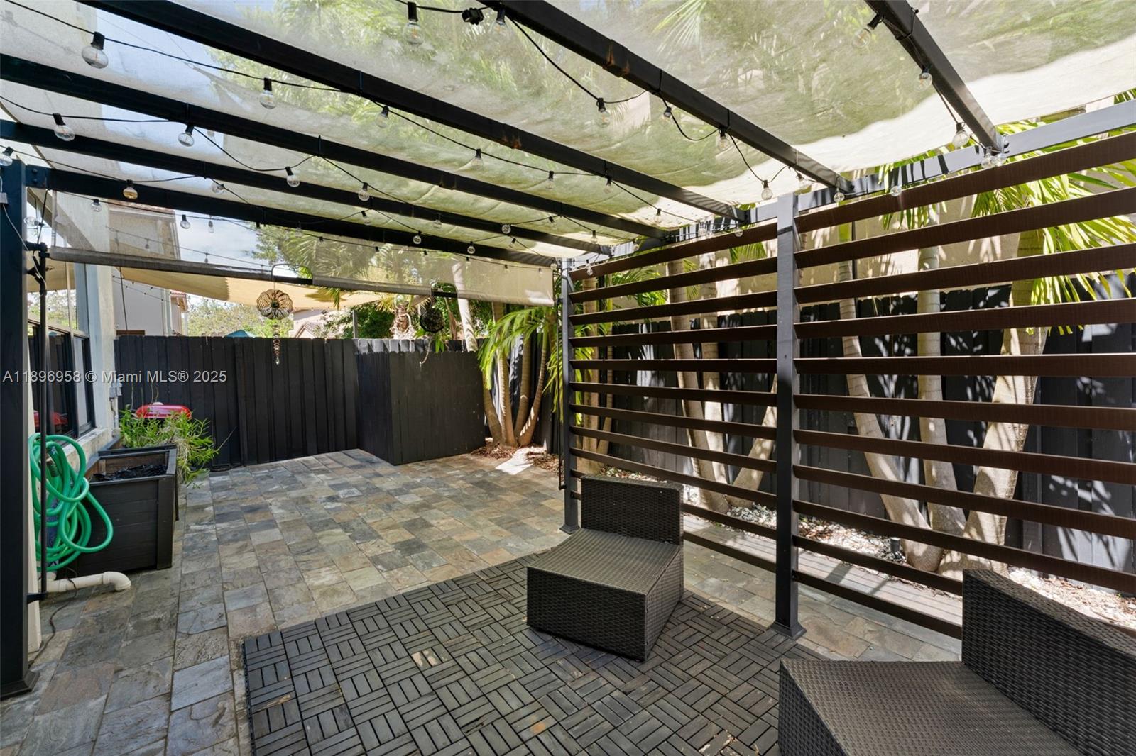 TRELLIS AT BAYSHORE - Residential