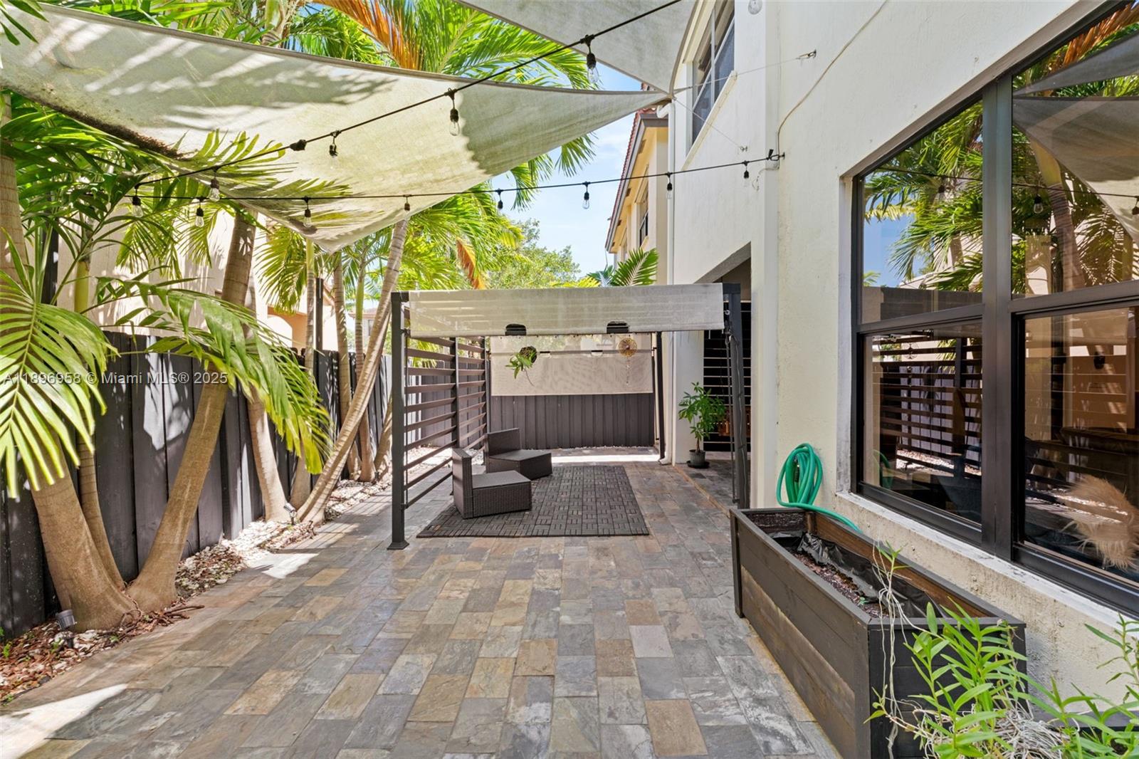 TRELLIS AT BAYSHORE - Residential