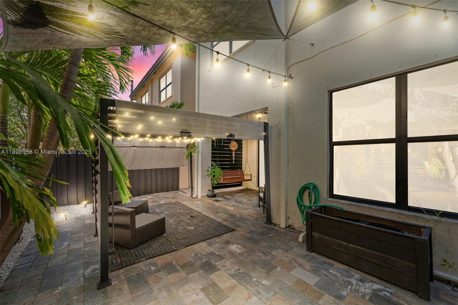 TRELLIS AT BAYSHORE - Residential