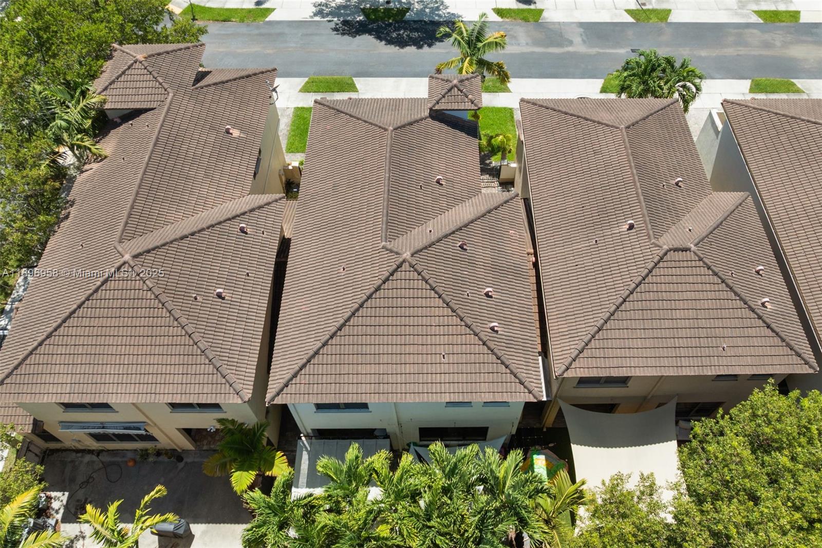 TRELLIS AT BAYSHORE - Residential