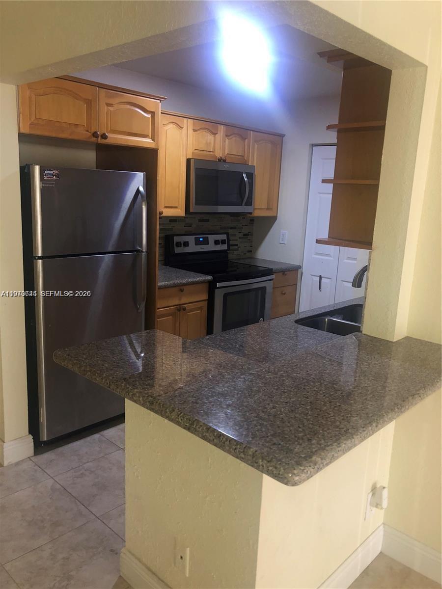 STONEBRIDGE GARDENS SECTI - Residential