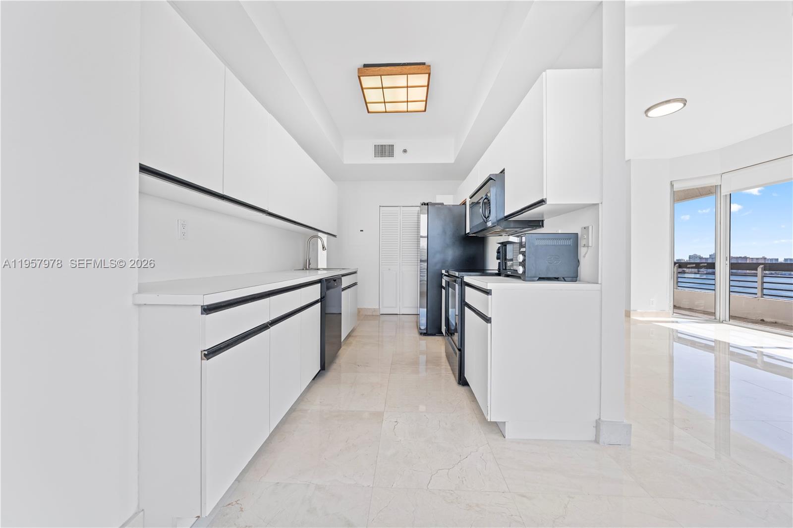 MYSTIC POINTE CONDO NO ON - Residential