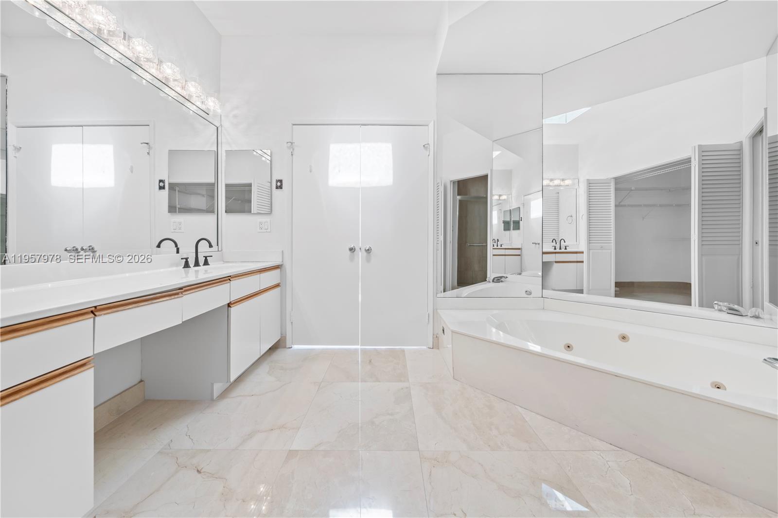 MYSTIC POINTE CONDO NO ON - Residential