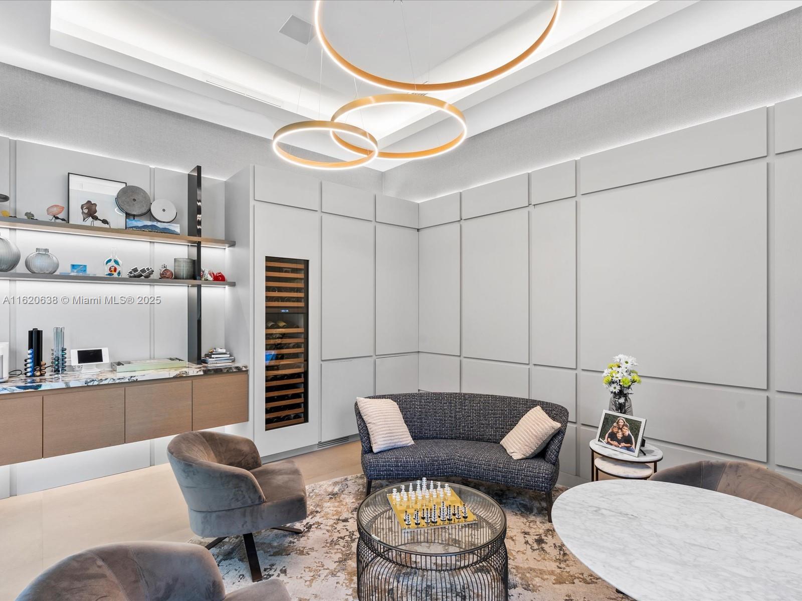 GOLDEN BEACH SEC D - Residential