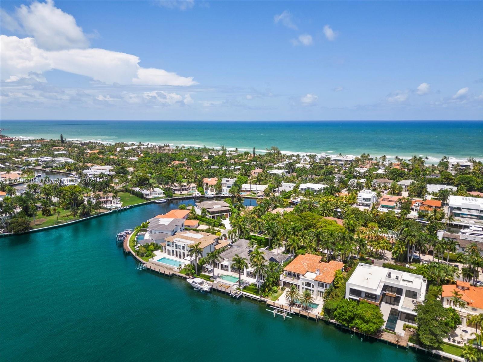 GOLDEN BEACH SEC D - Residential