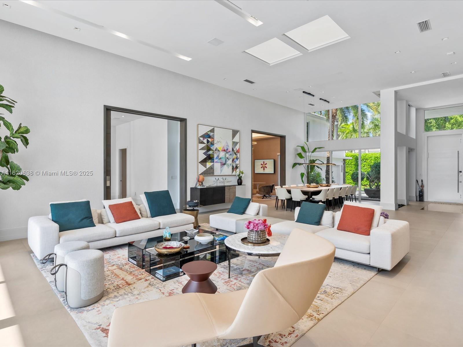 GOLDEN BEACH SEC D - Residential