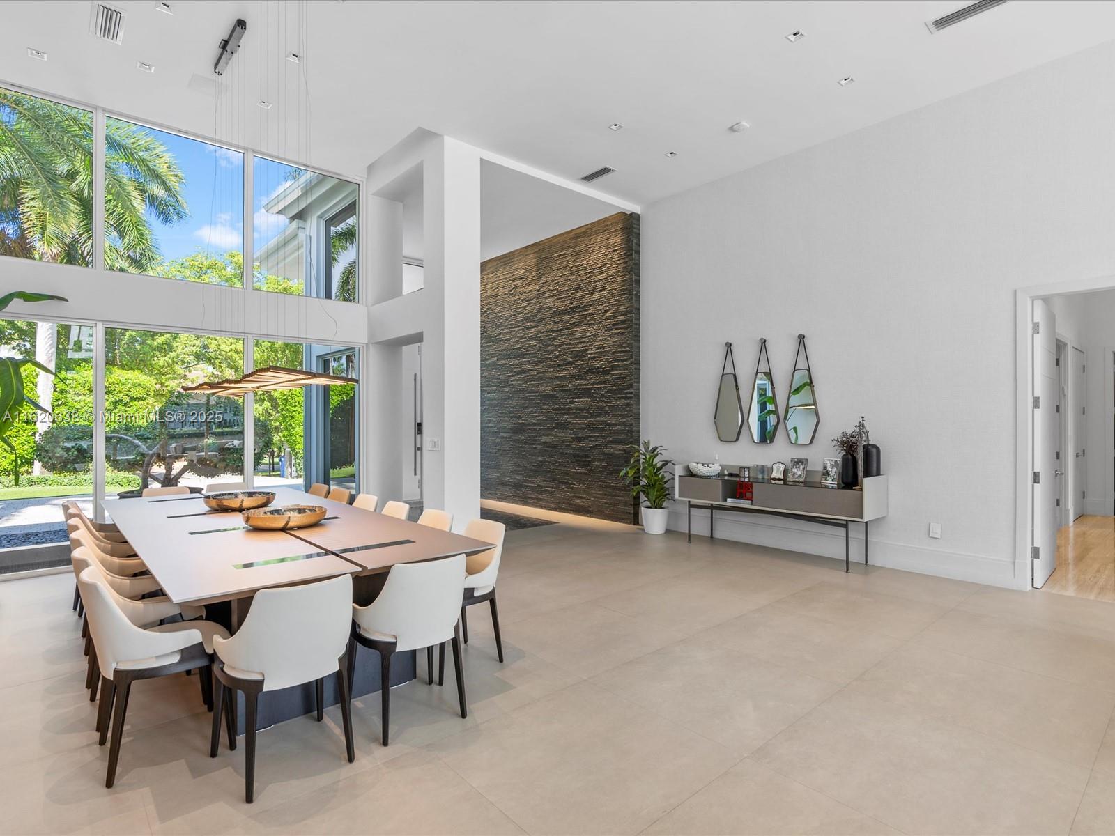 GOLDEN BEACH SEC D - Residential